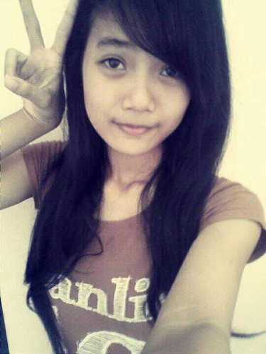» Nia Saffiya » 2013 » 15 » stay Wangsa maju » adwa » LOVE » nia » team Wakakacrew » team wechat Niasaffiya》♥adwa ♥