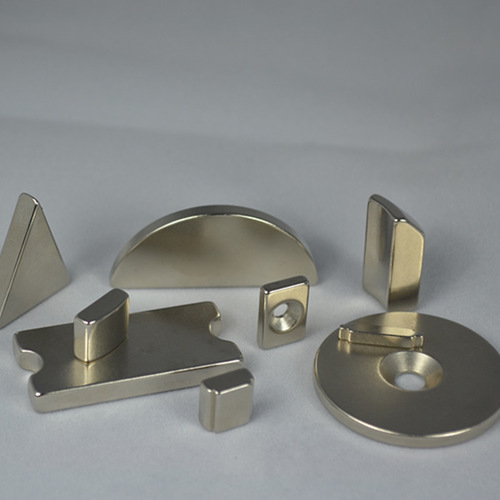 We are manufacture of #magnets in China.#NdFeBmagnet(#Neodymiummagnet) and #Alnicomagnet is our main production.Welcome to visit our website.