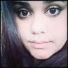 Mariana Carbonelli - 16 anos signo - Aries
Dona do Blog http://t.co/LG1bVVZLQg
