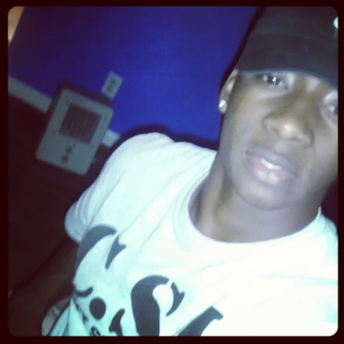 Jusst live tew do Boss.Things Nd i Will Rise...#team Boss..#team tRill..#teaM virqO..Raised in 30079(Scottdale)..nd i qo str8 51/50.P)