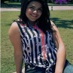 -Single, romance,17 years old♡ Follow me and I follow you..