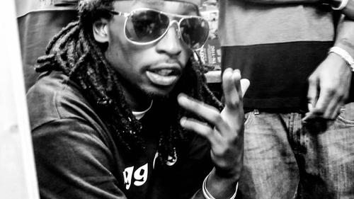 LongLiveDezo's profile picture. Dezo said dont steal his bars. Let him be heard. Follow and Retweet