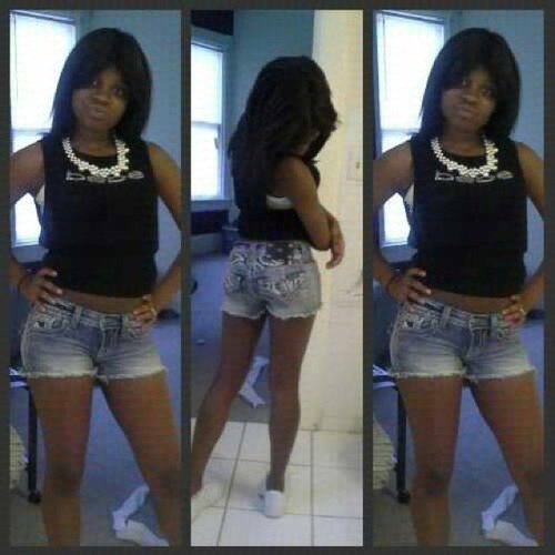 MarMarDaShark , Follow My Other twitter @_ImmSoPLAYAA_ ! #FreeDlo'Ski off Dem Foeski'$ ! Free newboii! 40tyLove bitch!