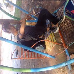 andyryanasyifa's profile picture. sesunguh'y manusia di lahirkan ke dunia ini hanyalah untuk smentara maka janganlah kau sia2kn hidup mu