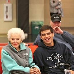 amurano1220's profile picture. Wake up and Win