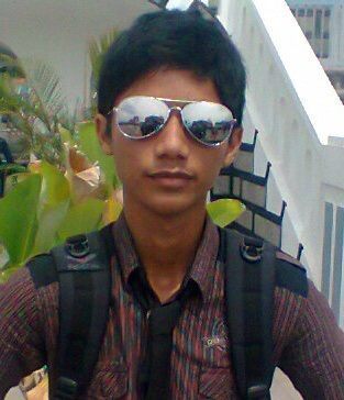 RullyTour's profile picture. hidup penuh dengan bisnis