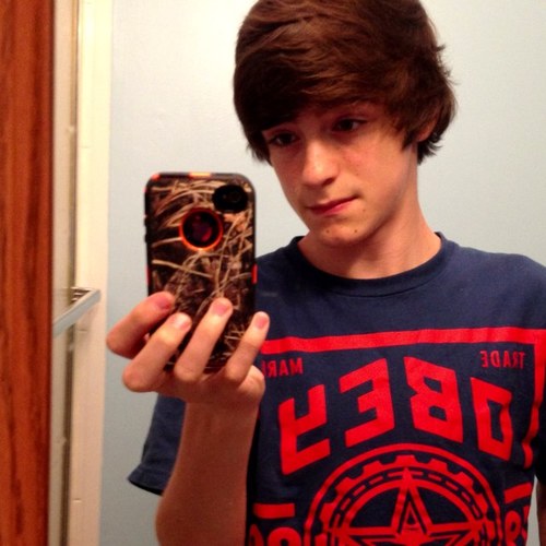 beauwood's profile picture. 