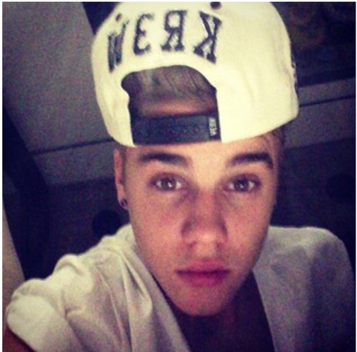 To describe myself in less than 160 Characters is impossible o.O #teamfollowback ;)
