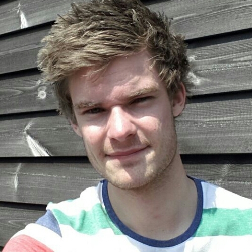 DJ - Housefan / Dutch / Owner Triple M Fm / Believe in yourself, and everything will be allright.

Singer/songwriter
