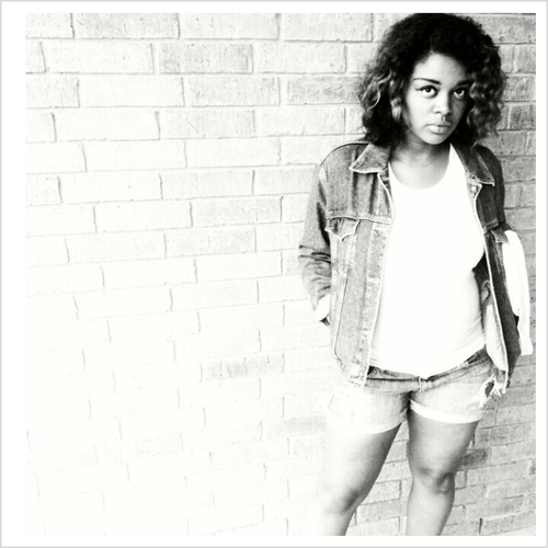 Life is wat u make it!.. Determine ur own happiness!!!... Model Photographer Mass Communication Degree