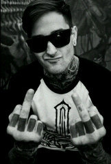 Michael_D_BANDS's profile picture. 16 ✗bandaholic✗ AfuckingA/BMTH/OLN/OMAM/BFMV/FIR/BVB/MCR/A7F/suicide science/SWS/ADTR/PTV/slipknot