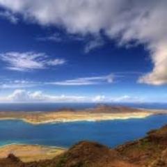 We know how to go to the moon, but the tragedy is that we still do not know how to live on planet earth.- Jaggi Vasudev