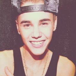 Belieber of @JustinBieber . I love him so much ! #Respect :) #HAPPY BIRTHDAY KIDRAUHL ~ March 01 
#BelieberFamily