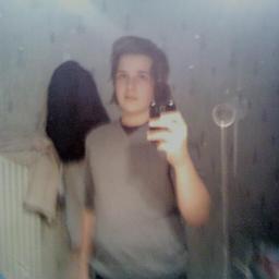 Hey les abonnés, ça serai sympas que vous ajoutiez mon new twitter j'y vais plus et je supprime celui ci ;) Ciao
mon new twitter @GoUL_gF
