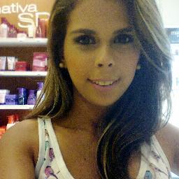 Se acostume com a felicidade,seja inteiro e não pela metade.[..] Libriana, estudante. É supervisora na empresa  @Oboticario, B.S. (l)