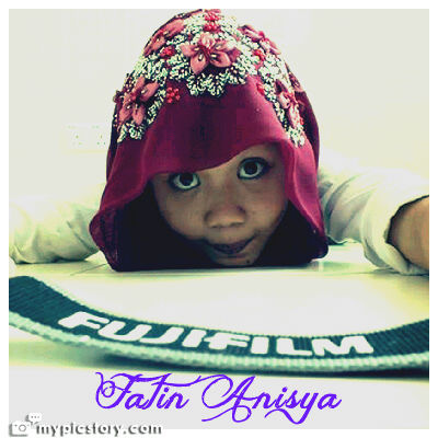 Hye.. Me Fatin Anisya.. 16 y/o.. Stay at shah alam.. Taken by someone.. Love him so much :*
