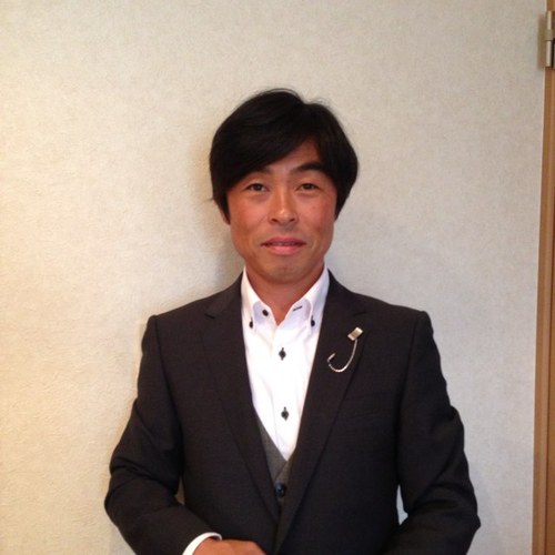 いろいろな出会いがあります。 人生の中で限られたじかんの中でお逢いするのもなにかのご縁だと思っています 。あなたと一緒にいる時間が出来れば 、僕といる時間を使って下さい 。あなたの思い出の時間を作ります