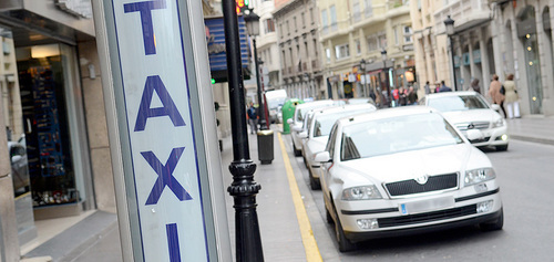 Radio Taxi Albacete TLF. 967 52 20 02
Servicio cómodo, rápido y eficaz. 24 horas, 365 días al año.