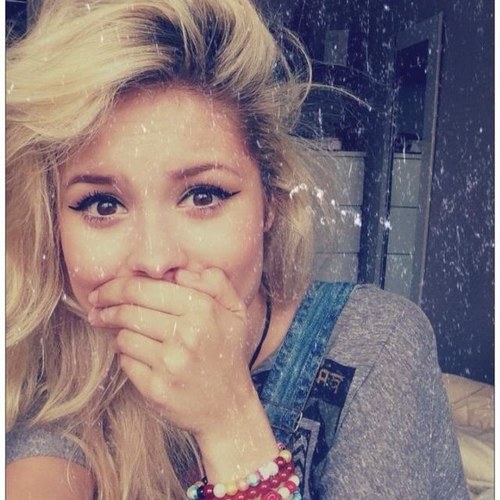 TheNesbians's profile picture. 