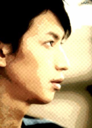 mattun1002's profile picture. Crafted origami fold crane—paper peace.