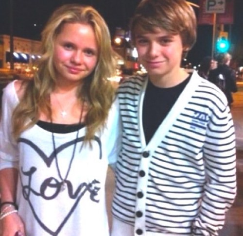 The names Alli I have two brothers a secret and a crush on #ChristianBeadles, nothing much to say nothing to know about #DRP [18+ RP]