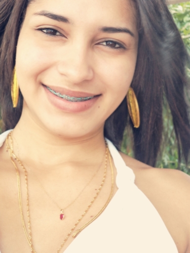Bagunçada, nervosa, mandona, vingativa, ciumenta, orgulhosa, chorona, dramática e mimada ;$ Dele, Namorado @Rafa__Muller s3