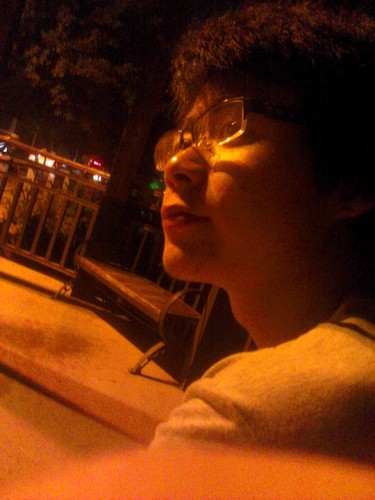 无悲无喜的佛。Nothing is true,every is permitted.