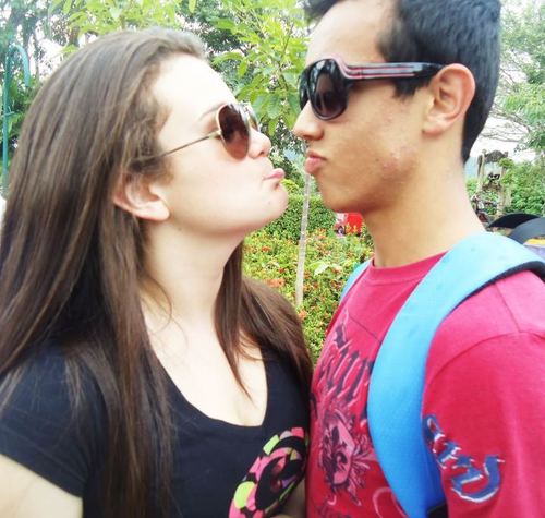 Deus, familia, Cristiane Braghim, amigos, GPA, futebol, comida k haha 3