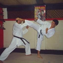 Karate, Técnico em Agropecuária,  Administração Publica. Esportes, filmes, lar, lutar, família e amigos.