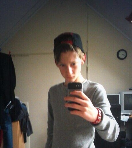 Young_Money074's profile picture. 15y/o / free runner till i die/ 101 barz/