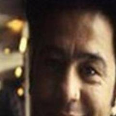 دمکراسی. شاخصهای خود را هماره در میدان رقابت انجمنها،سازمانها و احزاب گوناگون سیاسی تغییر و تعیین می نماید
