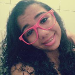 ••• ☠. Iziinha Mary .☠  ••• 
        Ben Vindoo..!!
..Por fora a Menina que todos jugam, por dentro a Menina q poucos conhecem..