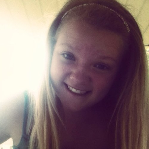 Noelle Shayne Stevens 3 country girl(: taken