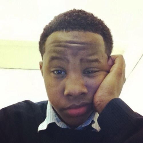 So Im a guy, who makes up shit as he goes along... yeh thats about all i got soo urm read a tweet