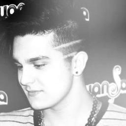 ´´ minha vida sem você não faz sentindo ´´ 
desde: 2010