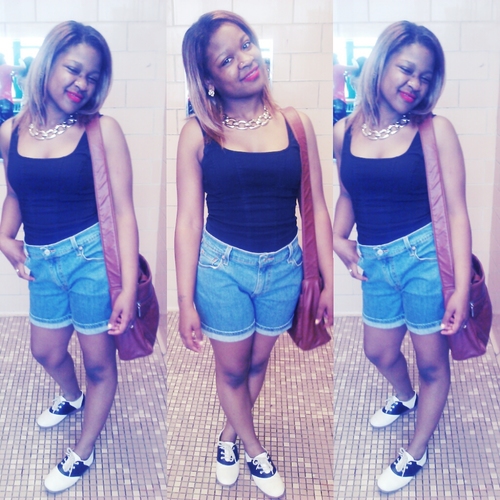 : im juss that pretty girl that's tryin make it in life (: