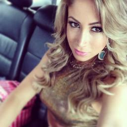 ´´ Porque seu sorriso vale mais que toda a minha vida ´´ @Ccarolnarizinho ♡ 16.O4.13 @cahfragatta