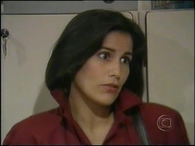 Eu sou o terror de Vale Tudo.. Sou ambiciosa, e me mudei para o Rio em busca do sucesso! Roubei maridos alheios e se quiser eu roubo o seu também. Vai encarar?