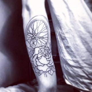 Tattoo Artist with custom Designs. If anyone wants anything drawing up im willing to do anything for my customers.