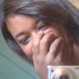 Aos poucos a vida vai mostrar por qm devemos lutar E por qm devemos desistir #(Y)