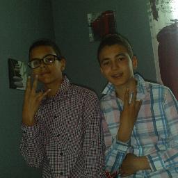 Zak & Soso Pour Les Intimes 
Page Fb : Zak & Soso Pour Les Intimes
Je Jure Que Je Le Follow Et Aime Sa Page Fb