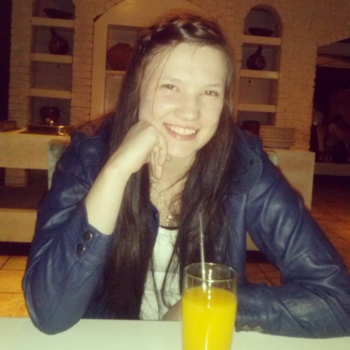 I am 18, Crazy about sports ((#ArtisticGymnast))and I think I SMILE too much :P. | I #followback. | instagram : zelmariie ... Have a nice day!