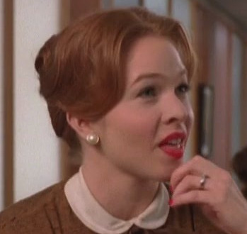 Lola_Secty's profile picture. Brand new to Sterling Cooper, I'm @peggyolson's secretary