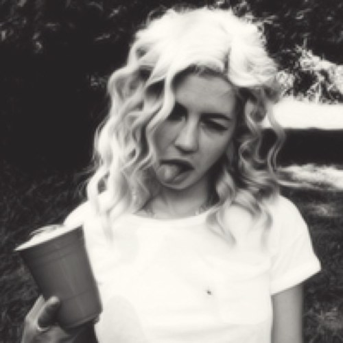 FREE FOLLOWS NIGGA GO FOLLOW @sassyasspaul OK