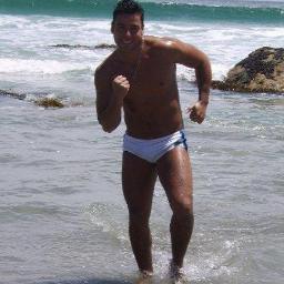 Soñador como cualquiera , experto en muchas cosas , me amo te amo ... NO TENGO PIN COÑO Y NO DOY NUMERO ... Futuro Medico ,Cafe con Sexo