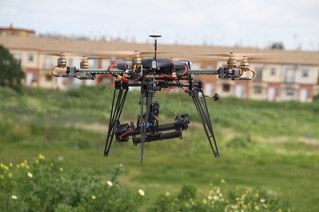 Fotógrafo deportivo de https://t.co/nWs0oRbDku y ahora también fotógrafo aéreo con drones habilitado por Agencia Estatal de Seguridad Aérea.