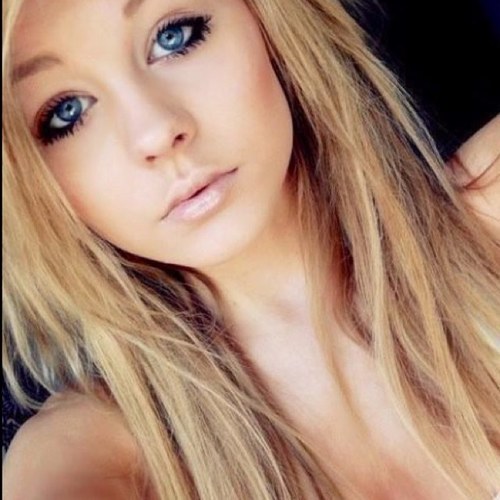 _regular_teens_'s profile picture. Nightmare dressed like a daydream