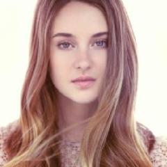 tobiaseatonarmy's profile picture. I live for dauntless cake. | Fourtris fourever