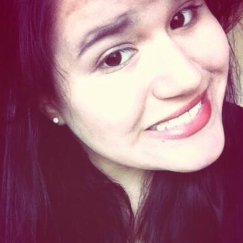 HuebnerLisa's profile picture. Preisgekrönte Teetrinkerin.