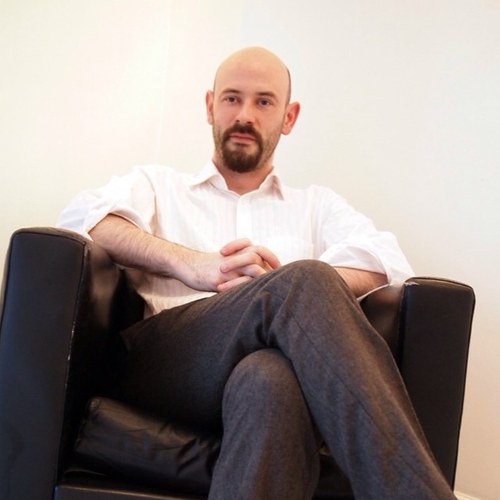 Social Streaming expert, father to the gorgeous Fred, husband to the equally lovely Nickie, Otaku, Doctor Who geek. All views expressed are my own.